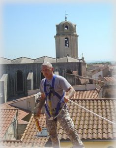 roofing contractor